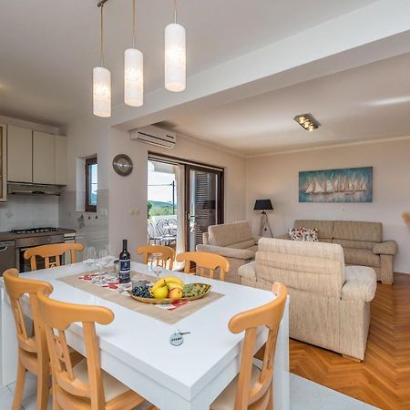 Stedi Apartment Lukoran Ngoại thất bức ảnh