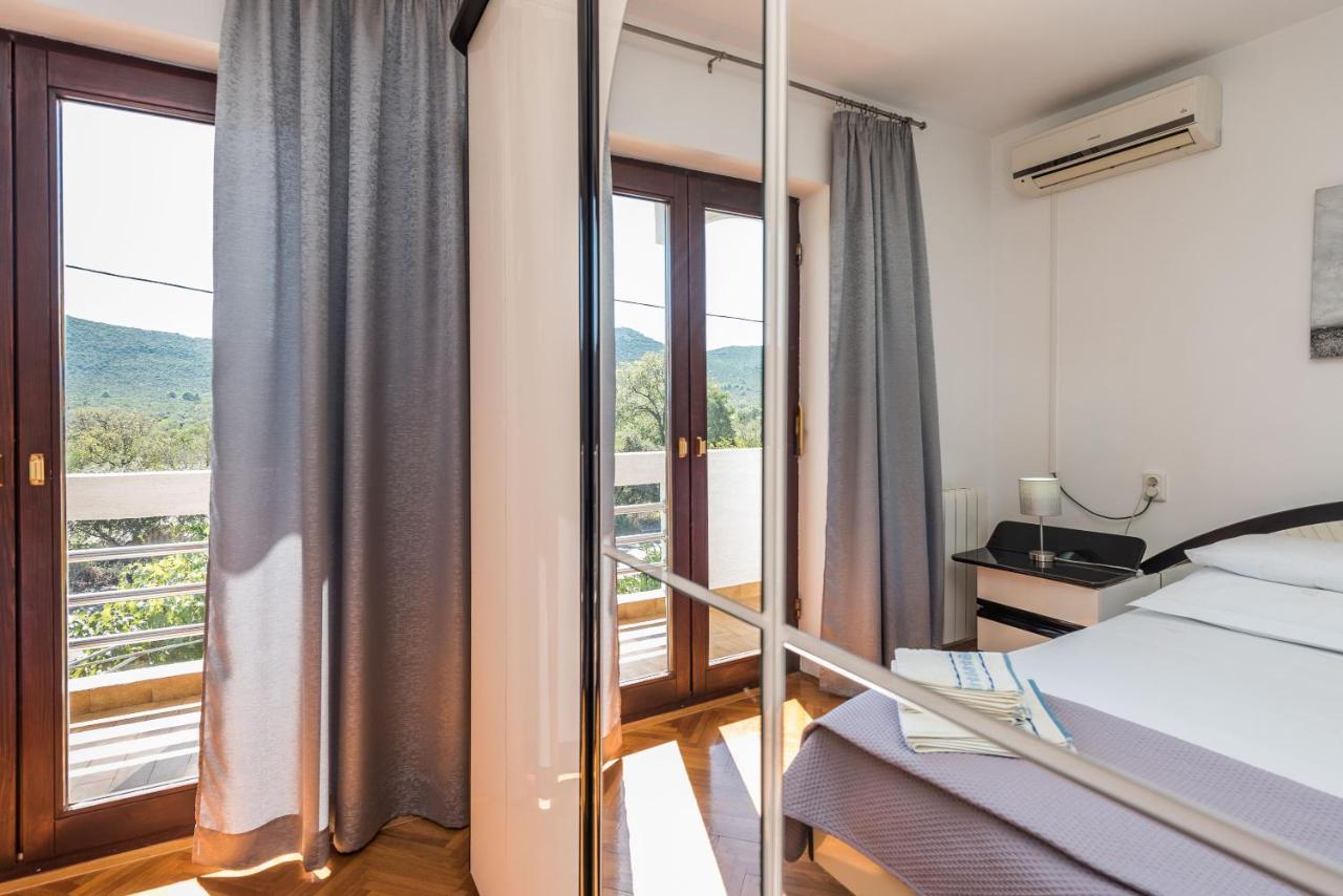 Stedi Apartment Lukoran Ngoại thất bức ảnh