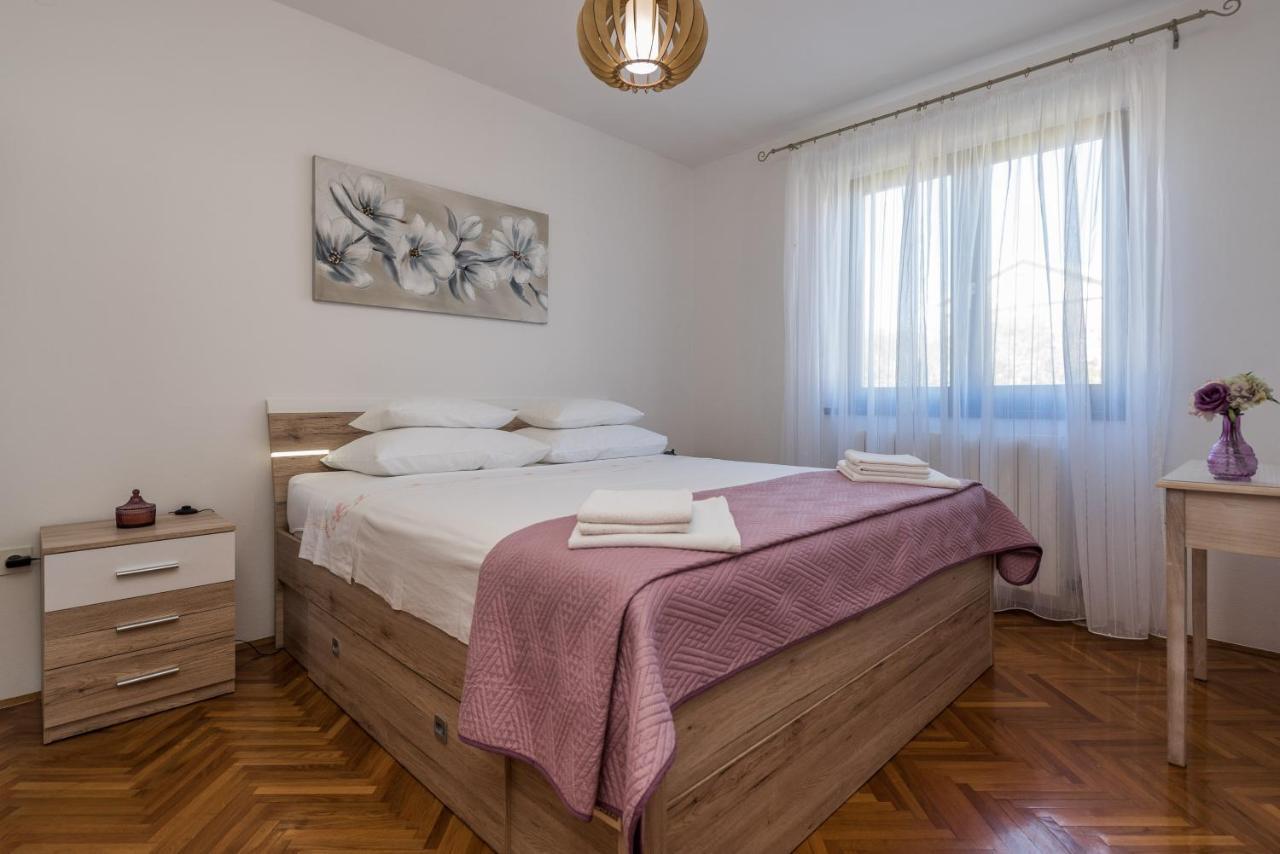 Stedi Apartment Lukoran Ngoại thất bức ảnh